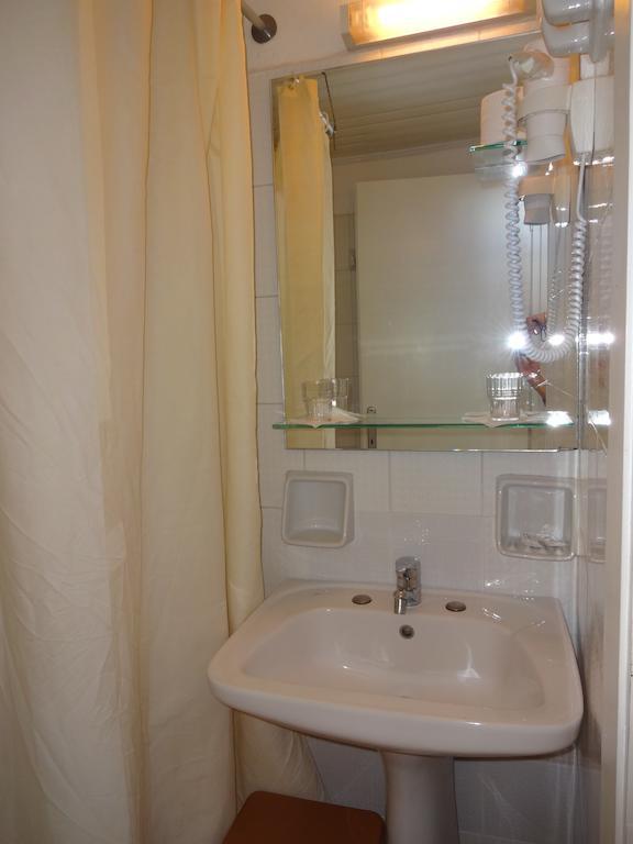 Remezzo Hotel & Studios Питагорион Номер фото