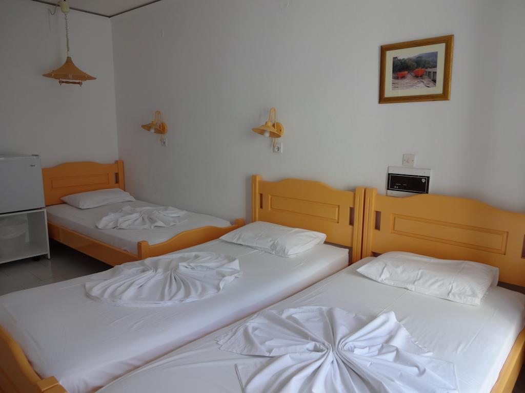 Remezzo Hotel & Studios Питагорион Экстерьер фото